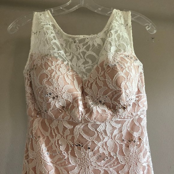 Nina Canacci Lacy Wedding Dress - Picture 5 of 13